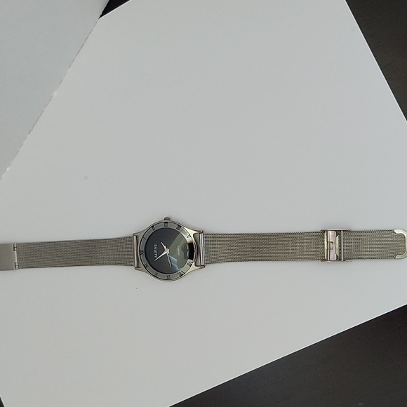 Alpine Quartz Men Wrist Watch - Picture 3 of 7